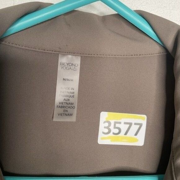 NWT Beyond Yoga Donee City Chic Travel Cinch Waist Midi Dress Women Size M - Picture 2 of 13